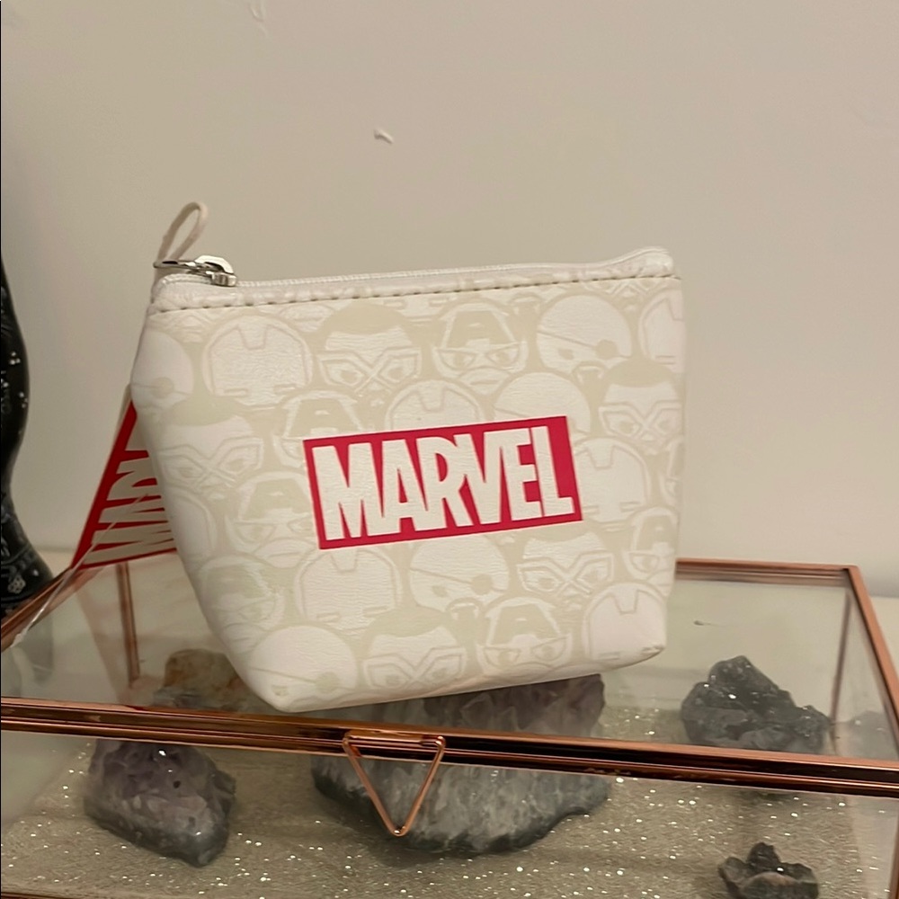 Marvel White Pouch